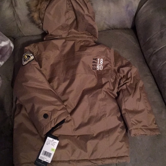 Boys Size 4T - Picture 3 of 3